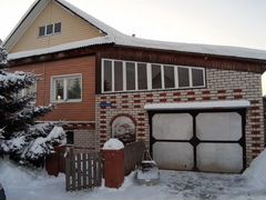 Дом в кунгуре. Кунгур переулок шаквинский 12. Авито кунгур моховое недвижимость. Кукуштан пермский край. Авито кунгур недвижимость.