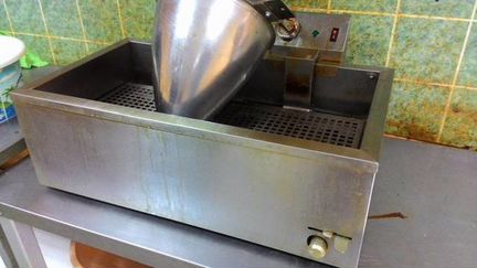 Печь - фритюр для кафе