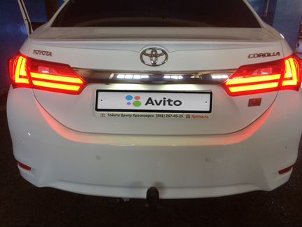Toyota Corolla 1.8 CVT, 2014, седан
