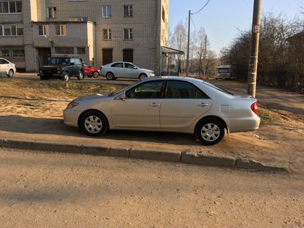 Toyota Camry 2.4 AT, 2002, седан