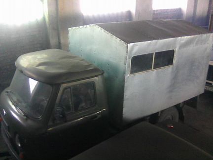 УАЗ-3303 Грузовая фургон