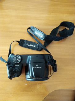 Продам Фотоаппарат Fujifilm FinePix S8600