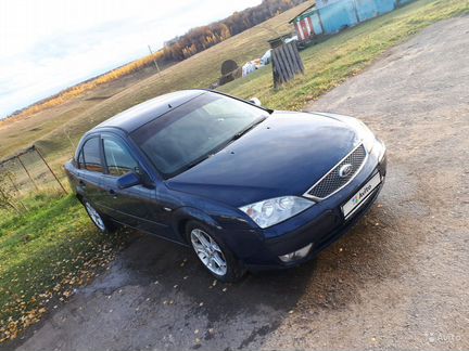 Ford Mondeo 1.8 МТ, 2003, седан