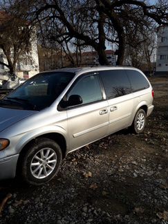 Chrysler Town & Country 3.3 AT, 2005, битый, 300 000 км