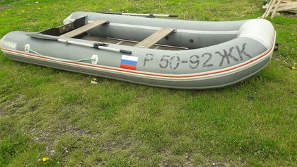 Лодка пиранья 3.90