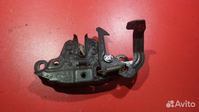 Замок капота Nissan Tino HV10 QG18DE 1998-2002