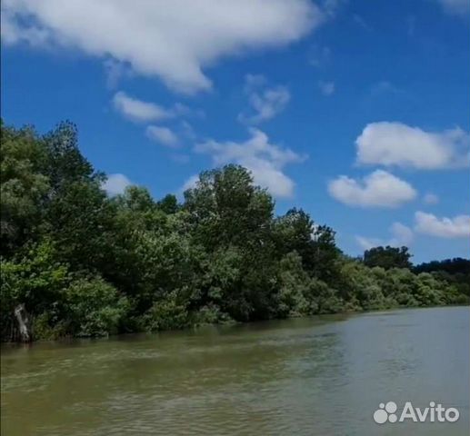 Рыбалка с моторной лодки по диким местам