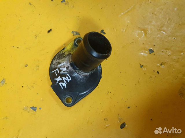 Фланец термостата 1.5 1nzfxe 1NZ FXE toyota