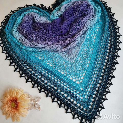 Бактус (платок, шаль, шарф) ручная работа