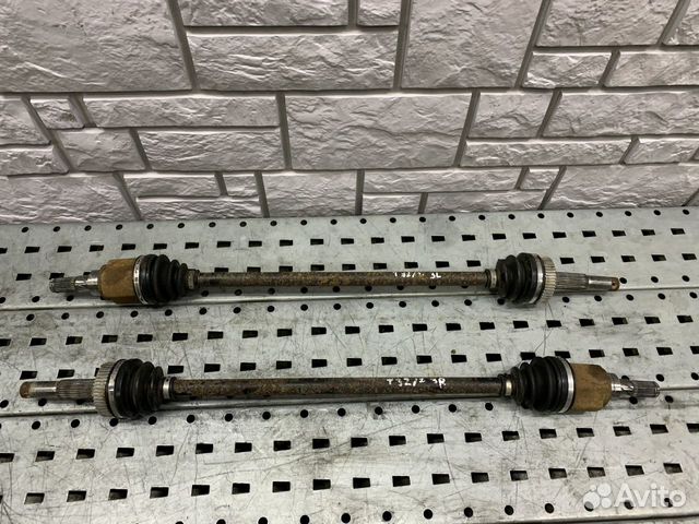 Nissan X-Trail T32 Привод (Полуось) задний LH RH