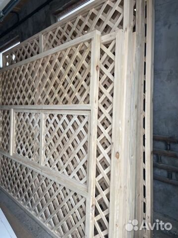 Шпалера деревянная