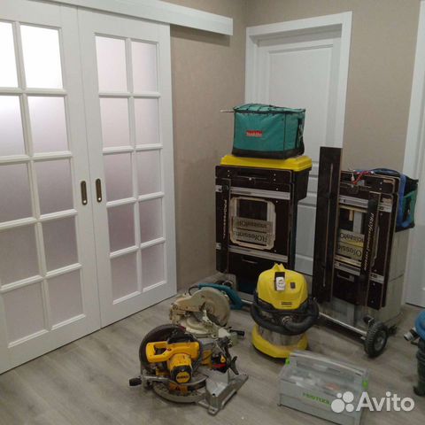 Установка межкомнатных дверей