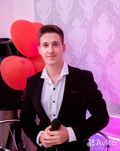 Ведущий и диджей