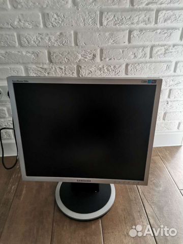 Монитор Samsung 19 дюймов
