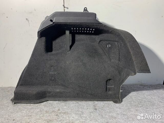 Обшивка багажника задняя правая Opel Astra H L48