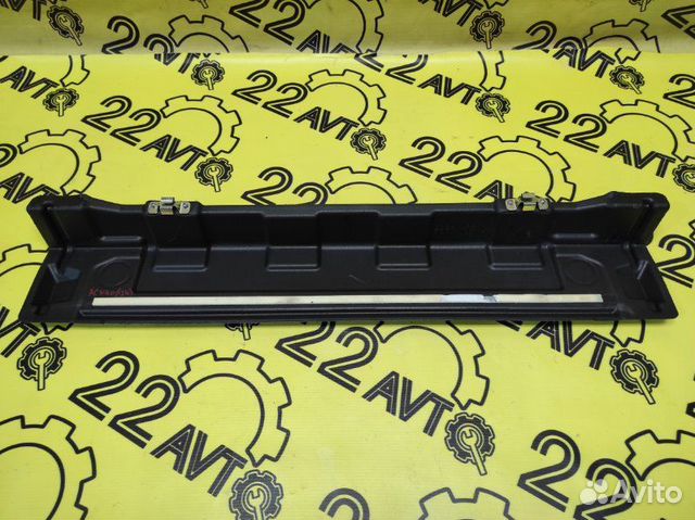 Накладка крышки багажника Toyota Camry ACV40