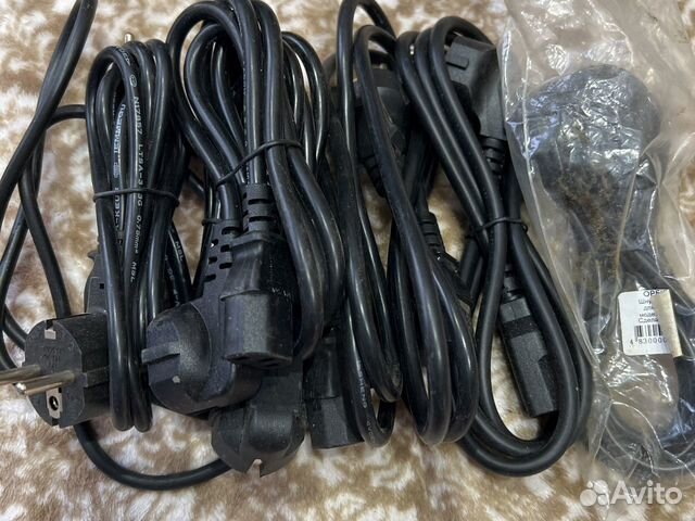 Провод питания для компьютера