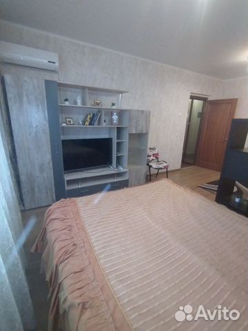 

1-к. квартира, 35 м², 1/9 эт.
