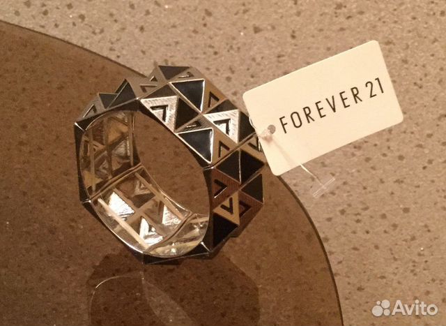 Широкий браслет forever 21 Широкий браслет forever 21
