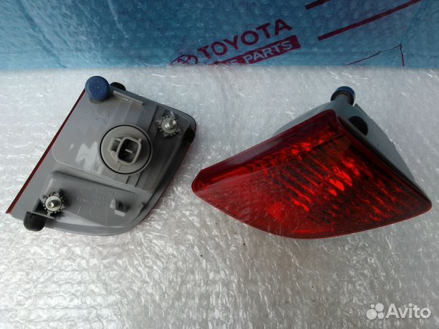 Противотуманка задняя Toyota Land Cruiser 200 Противотуманка задняя Toyota Land Cruiser 200