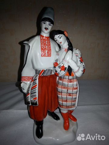Фарфоровая статуэтка Вакула и Оксана Коростень