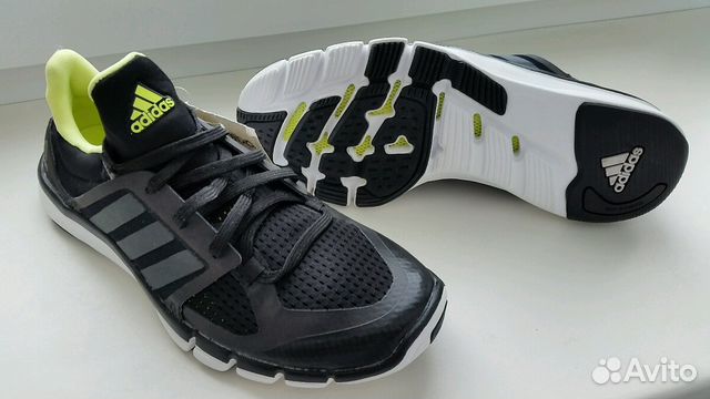 Новые Adidas кроссовки 36 р