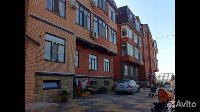 2-к квартира, 80 м², 3/5 эт. 2-к квартира, 80 м², 3/5 эт.