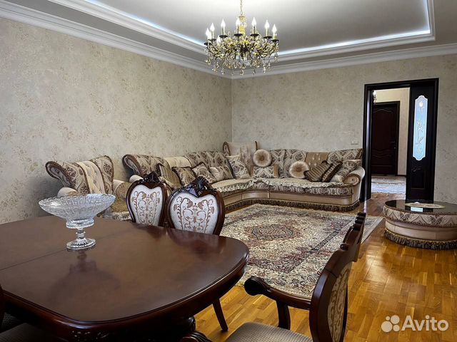 

5-к. дом, 280 м²