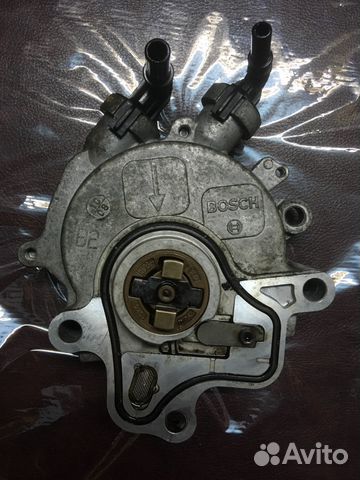 Насос вакуумный Land Rover Discovery 3. 4R8Q2A451A Насос вакуумный Land Rover Discovery 3. 4R8Q2A451A