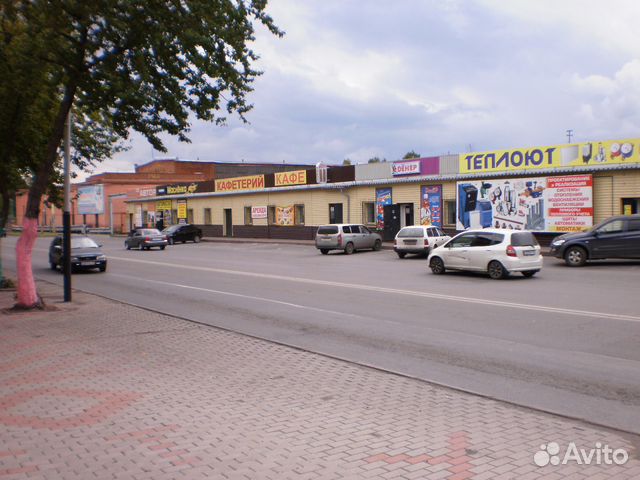 Торговое помещение, 300 м²