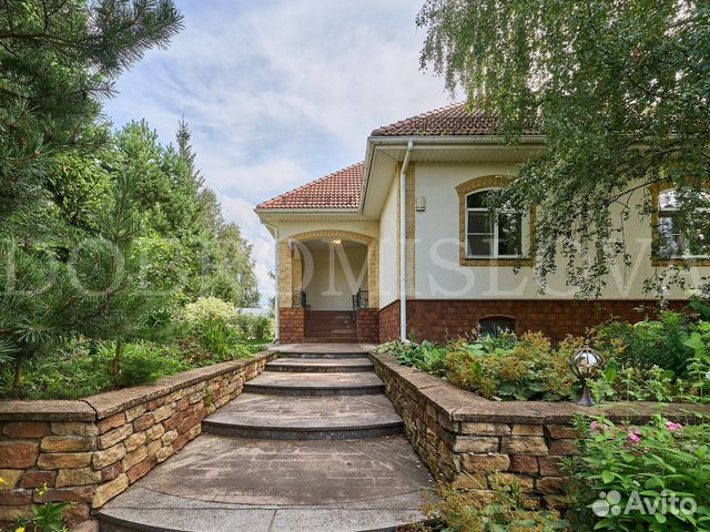 

6-к. коттедж, 600 м²