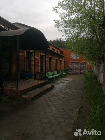 

10-к. и более коттедж, 1000 м²