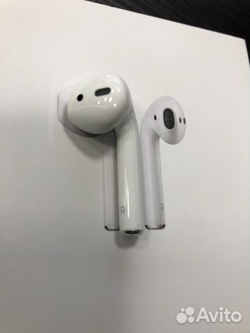 Наушник Airpods правый R и L и кейс