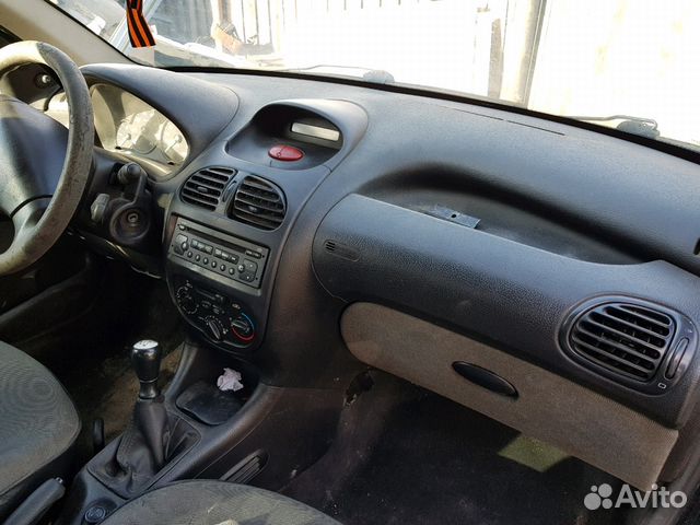 Торпеда (панель) Peugeot 206 седан