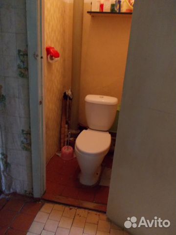 Комната 17 м² в 3-к, 2/2 эт.