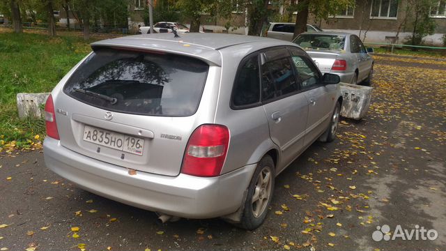 Mazda Familia 1.5 AT, 2001, хетчбэк