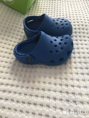 Crocs(кроксы) Crocs(кроксы)