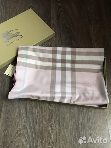 Шарф Burberry тёплый розовый Шарф Burberry тёплый розовый
