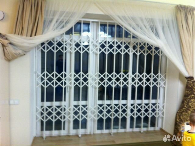 Раздвижные решетки (гармошка) на окна и двери в Ек