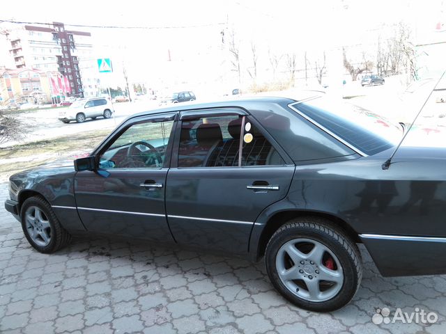 Mercedes-Benz W124 2.0 МТ, 1990, 300 000 км