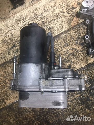 Корпус масляного фильтра Land Rover tdv6 2.7 Корпус масляного фильтра Land Rover tdv6 2.7