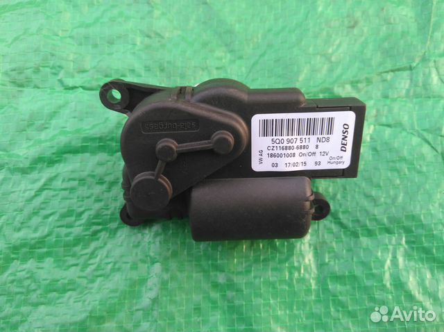 Моторчик заслонки отопителя 5Q0907511 Шкода, VW