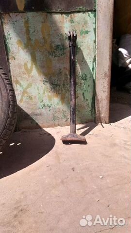 Домкрат для Волги