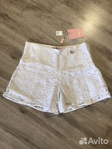 Новые Шорты Miss Blumarine Новые Шорты Miss Blumarine