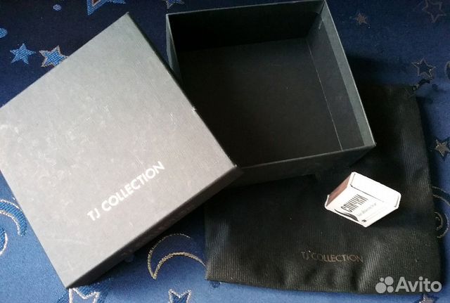 Коробочки для часов и украшений Коробочки для часов и украшений