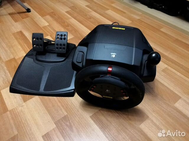 Руль logitech momo racing