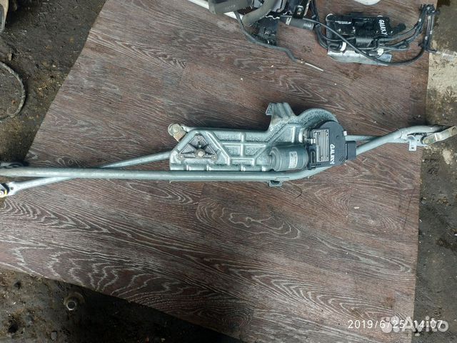 Трапеция стеклоочистителей Ford Galaxy 1995-2006 Трапеция стеклоочистителей Ford Galaxy 1995-2006
