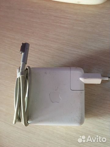 Зарядник для MacBook