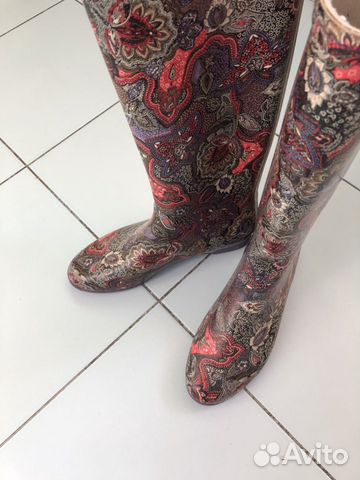 Резиновые сапоги