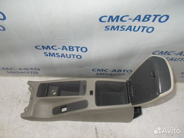 Подлокотник Volvo S40 2.0 2001-2004 Подлокотник Volvo S40 2.0 2001-2004